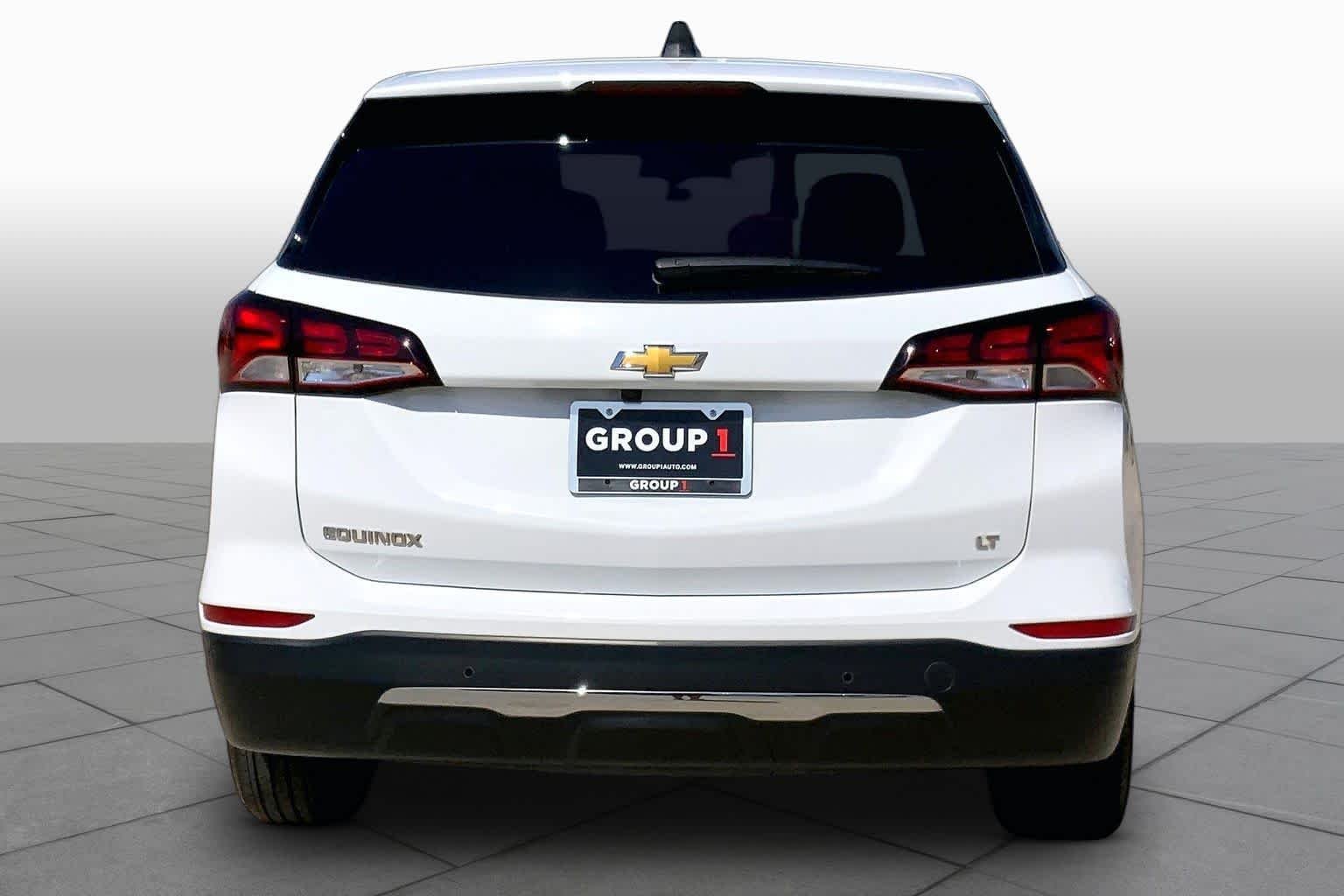 Used 2023 Summit White Chevrolet LT image 5