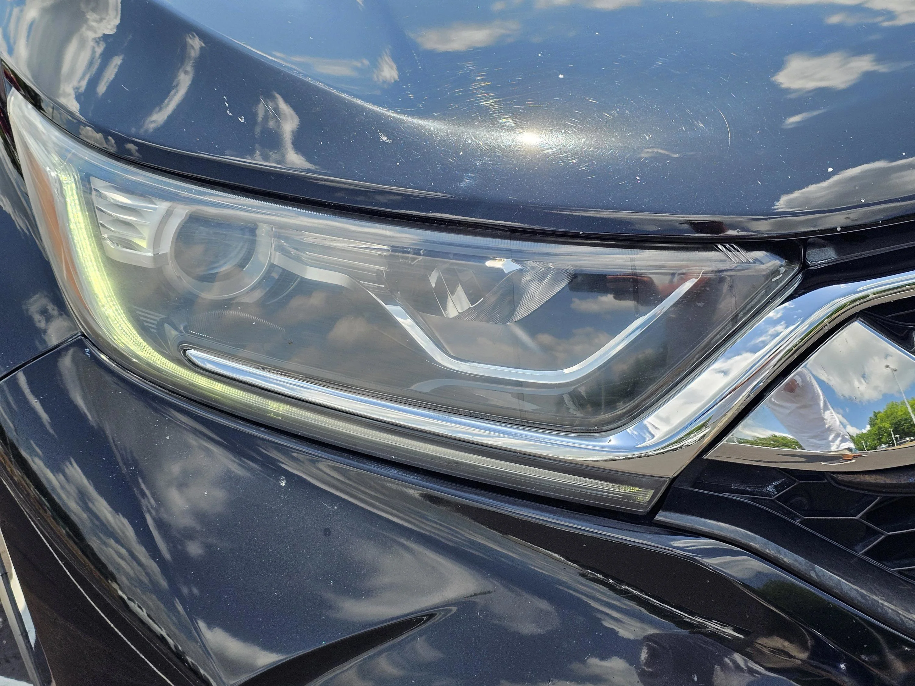 Used 2018 Crystal Black Pearl Honda EX-L image 14