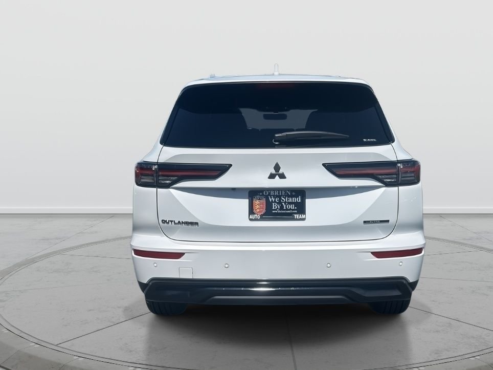 New 2026 WHT DIAMOND Mitsubishi LE image 11