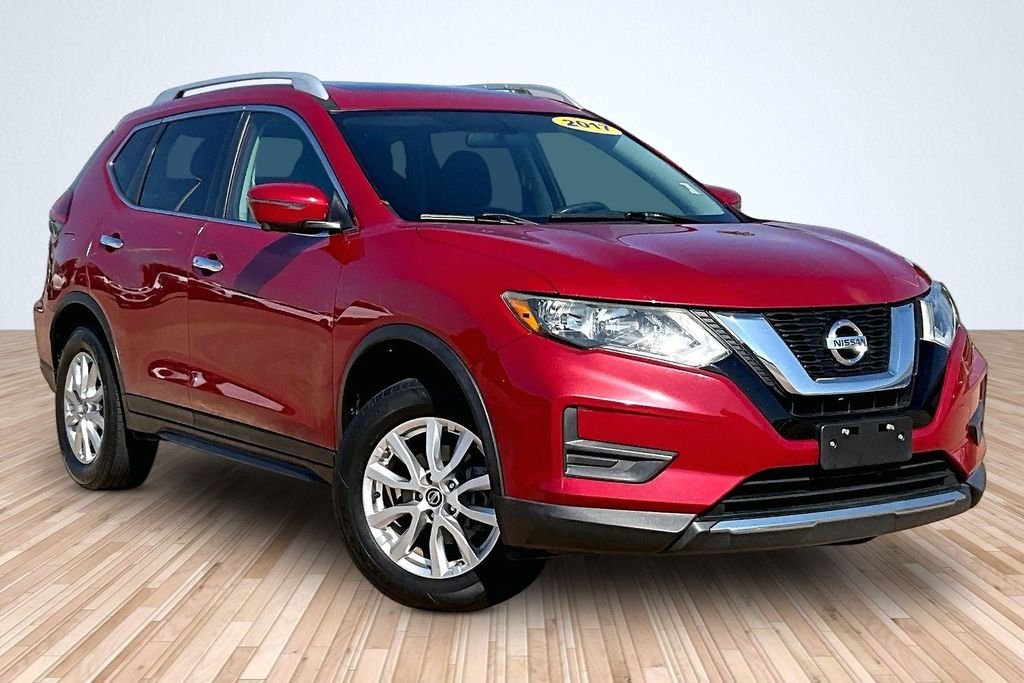 Used 2017 Red Nissan SV image 9