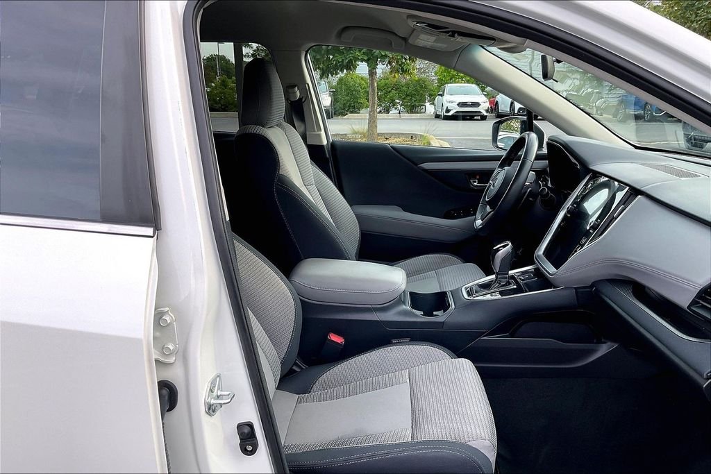 Used 2022 White Subaru Premium image 7