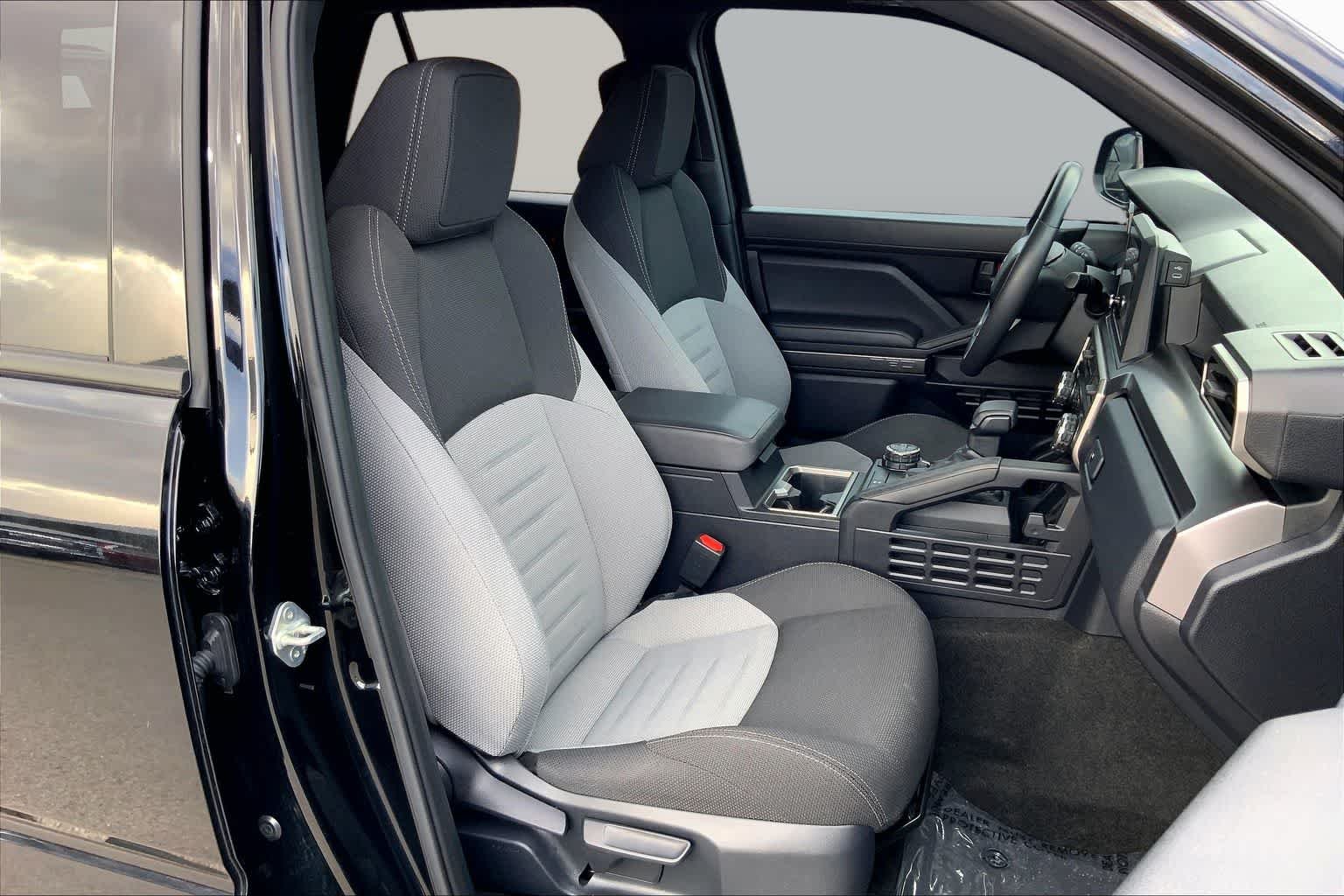 2025 Toyota 4Runner TRD Off-Road - Photo 9