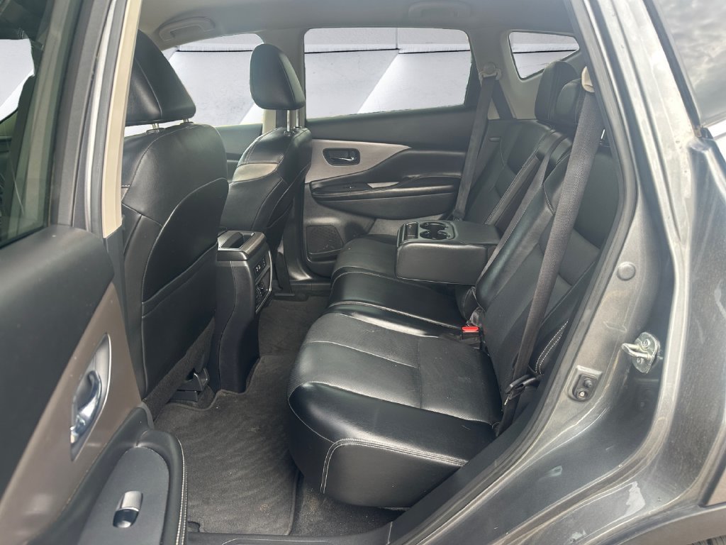 Used 2023 Gray Nissan SL image 8