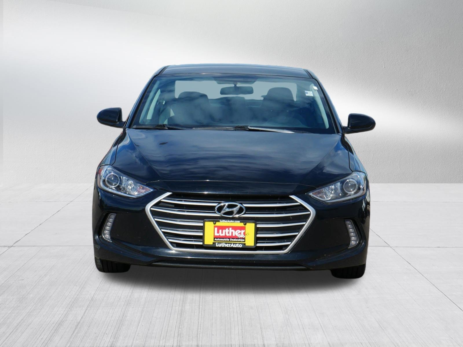 Used 2017 Hyundai Elantra SE with VIN 5NPD84LF2HH051841 for sale in Vadnais Heights, Minnesota