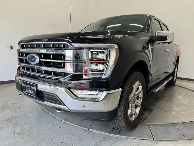 Used 2023 Black Metallic Ford Lariat image 31