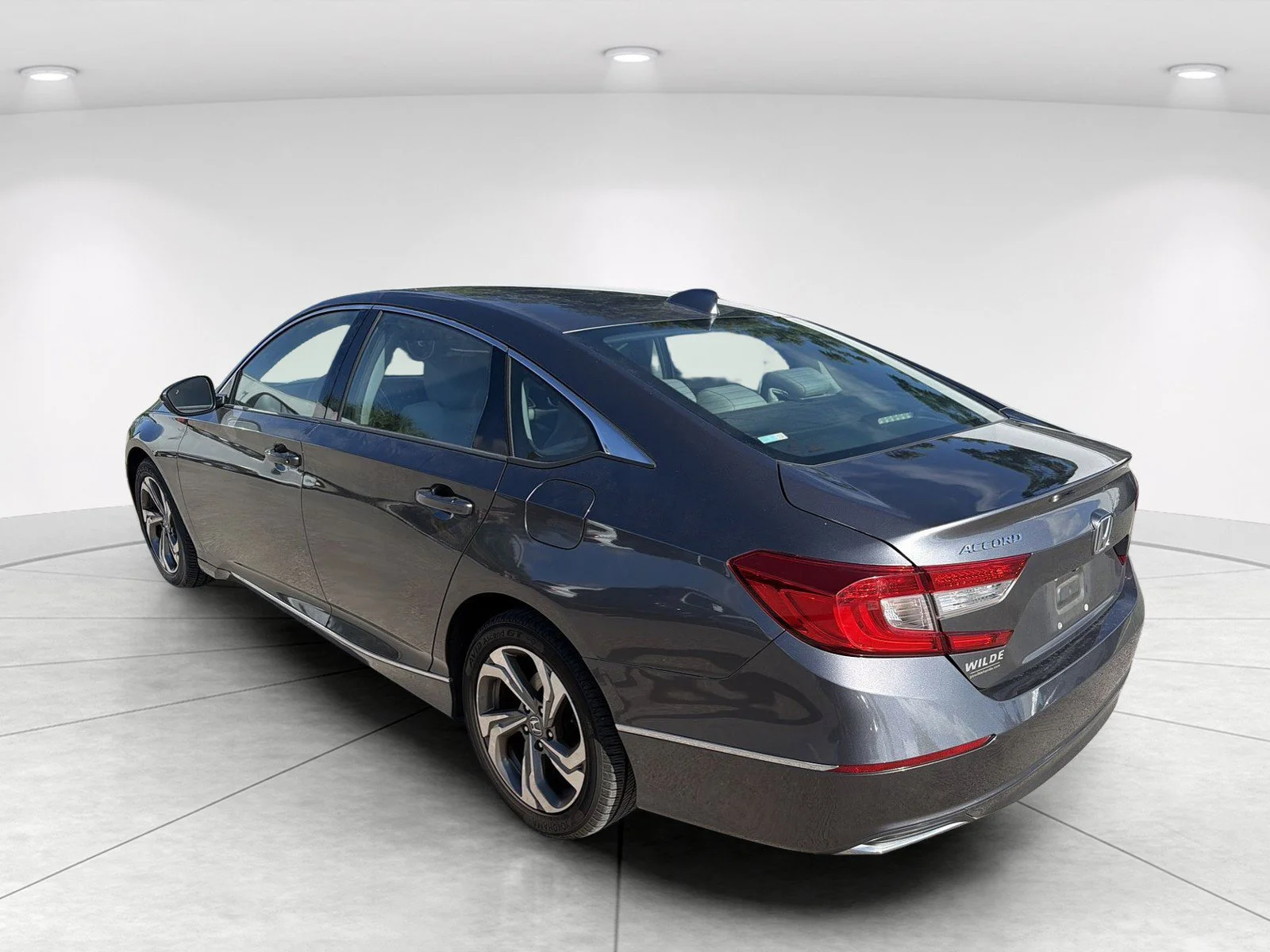 Used 2018  Honda EX-L image 6
