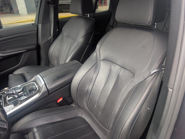 Used 2020 Arctic Gray Metallic BMW M50i image 19