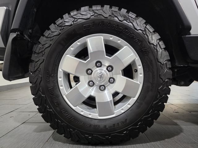 Used 2007 Silver Toyota Base image 24