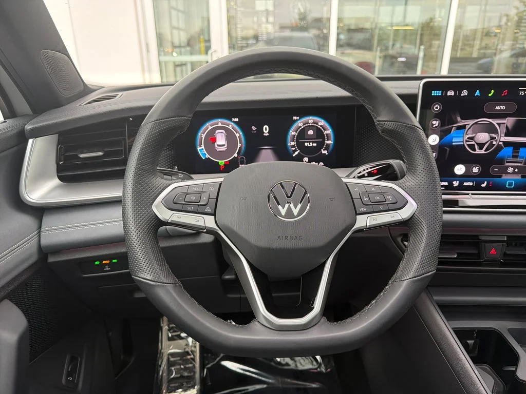 Certified Used 2025 White Volkswagen 2.0T SE R-Line Black image 17