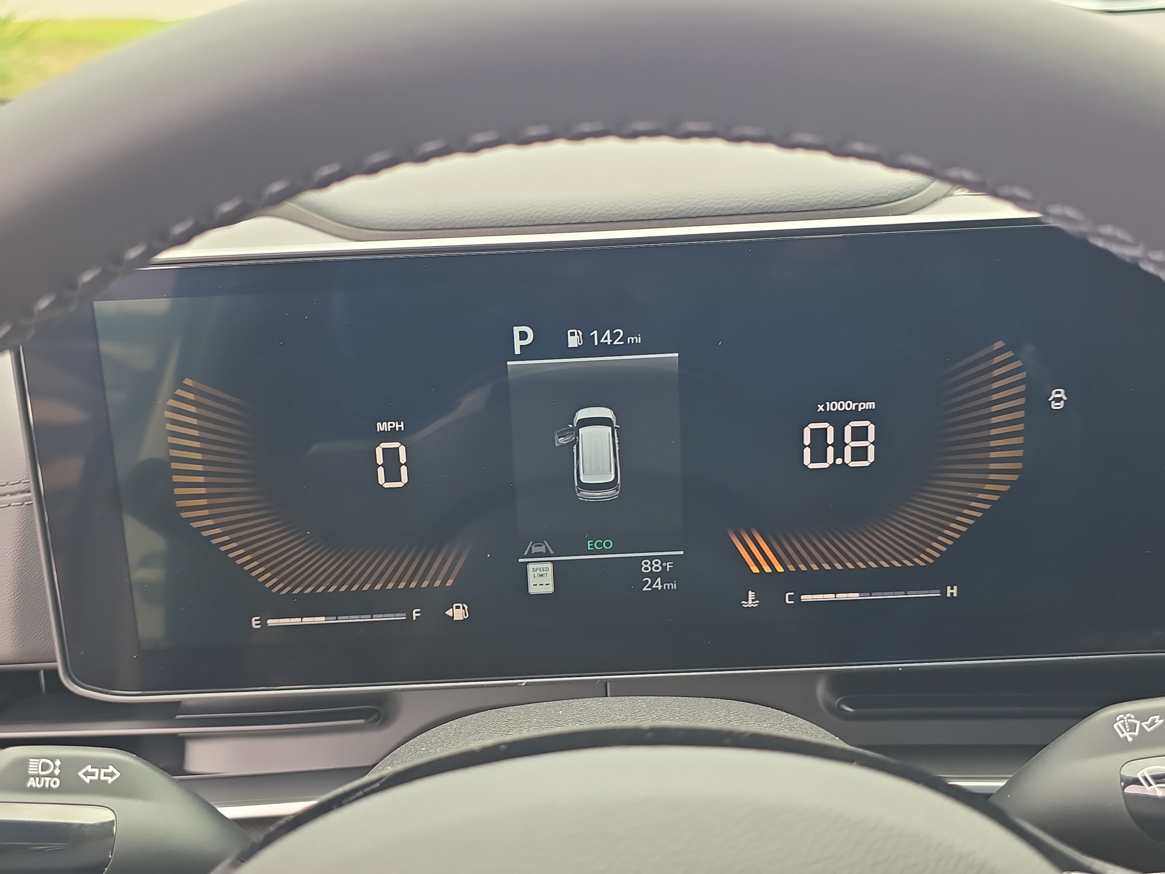 New 2026 Snow White Pearl Kia EX image 33