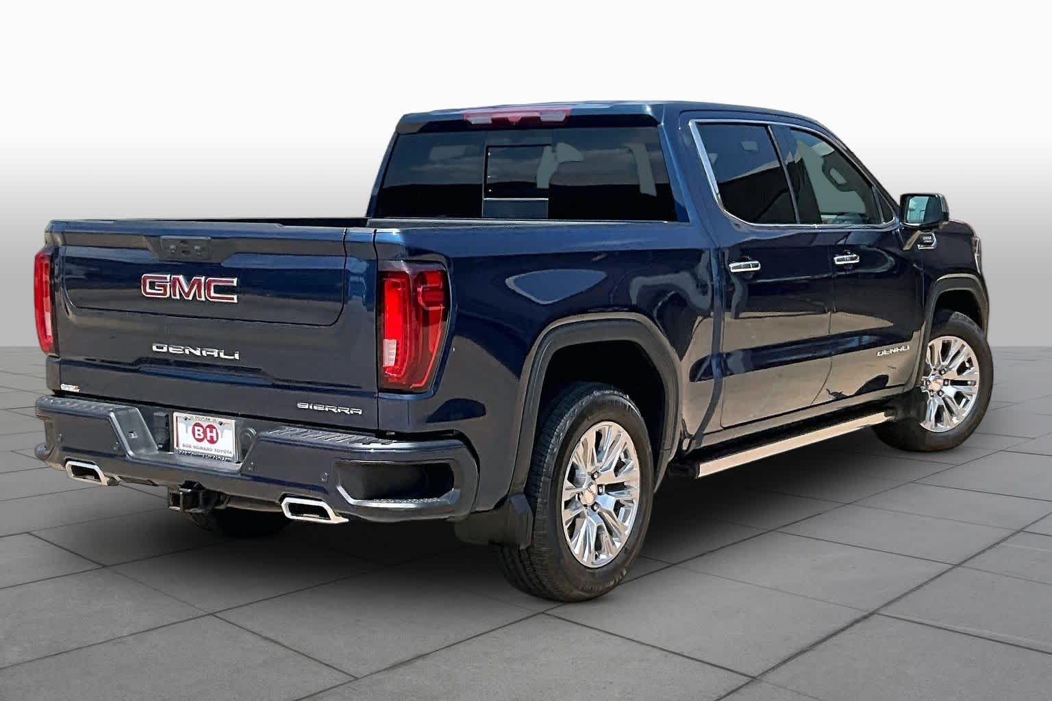 Used 2023 Pacific Blue Metallic GMC Denali image 13