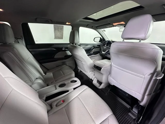Used 2018 Gray Toyota Limited image 13