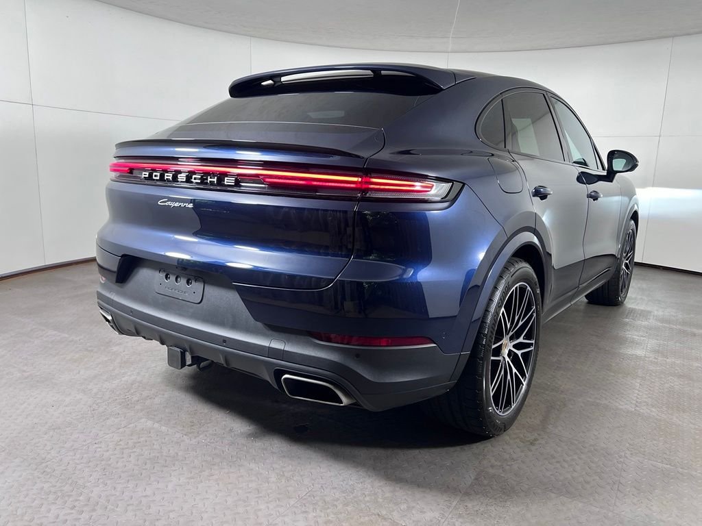 Certified Used 2024  Porsche  image 7