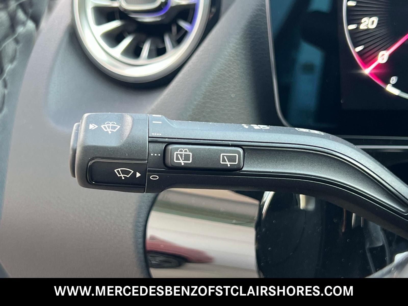New 2026 Cirrus Silver Metallic Mercedes-Benz GLA 250 image 33