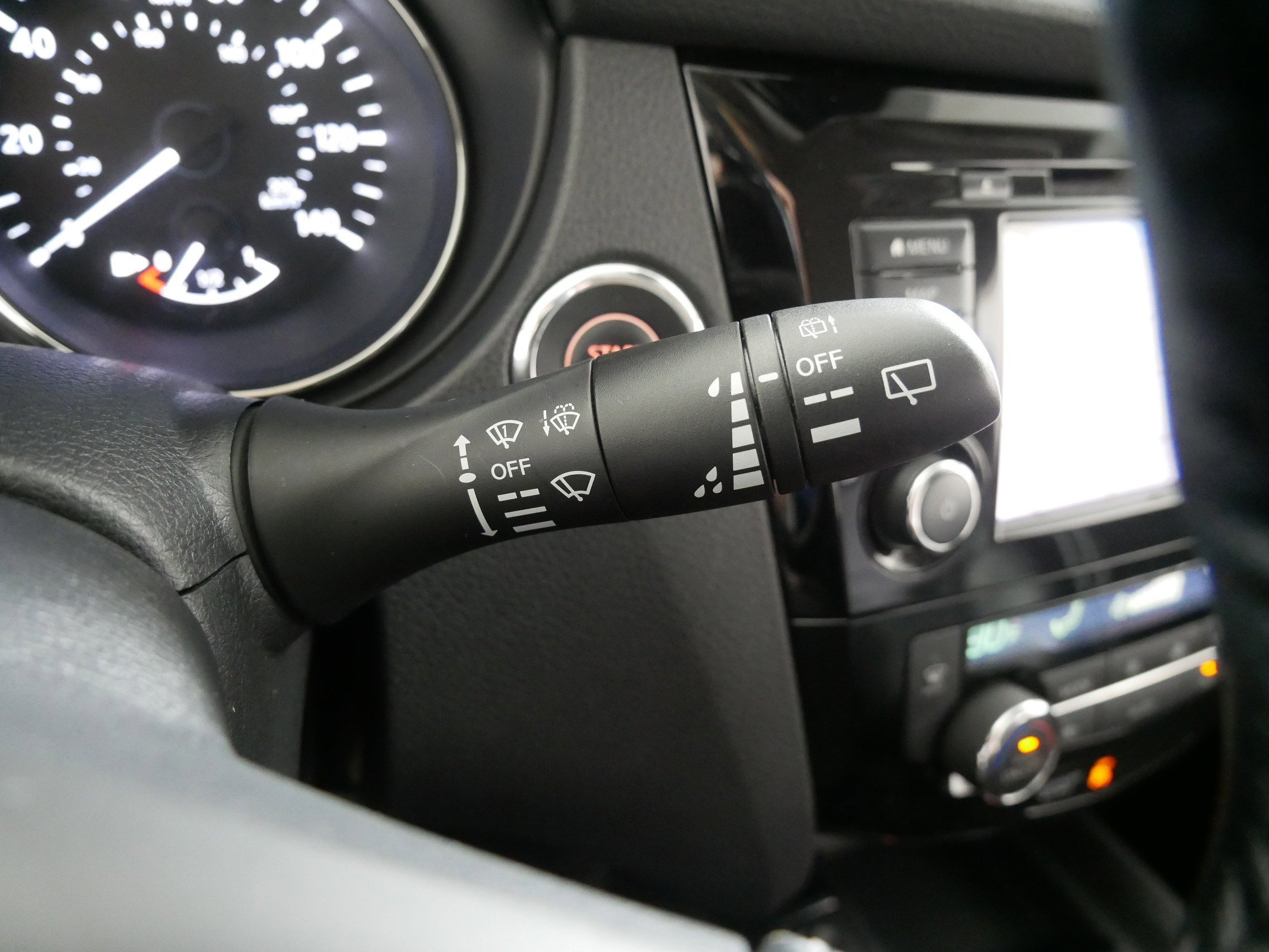 2022 Nissan Rogue Sport SL - Photo 32