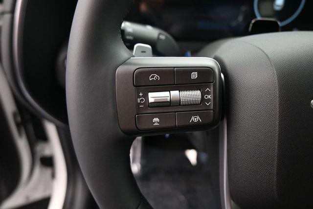 New 2026 White Hyundai SEL AWD image 18