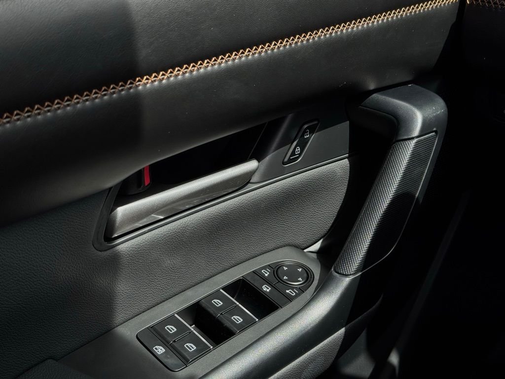 2025 Mazda CX-50 Premium - Photo 36
