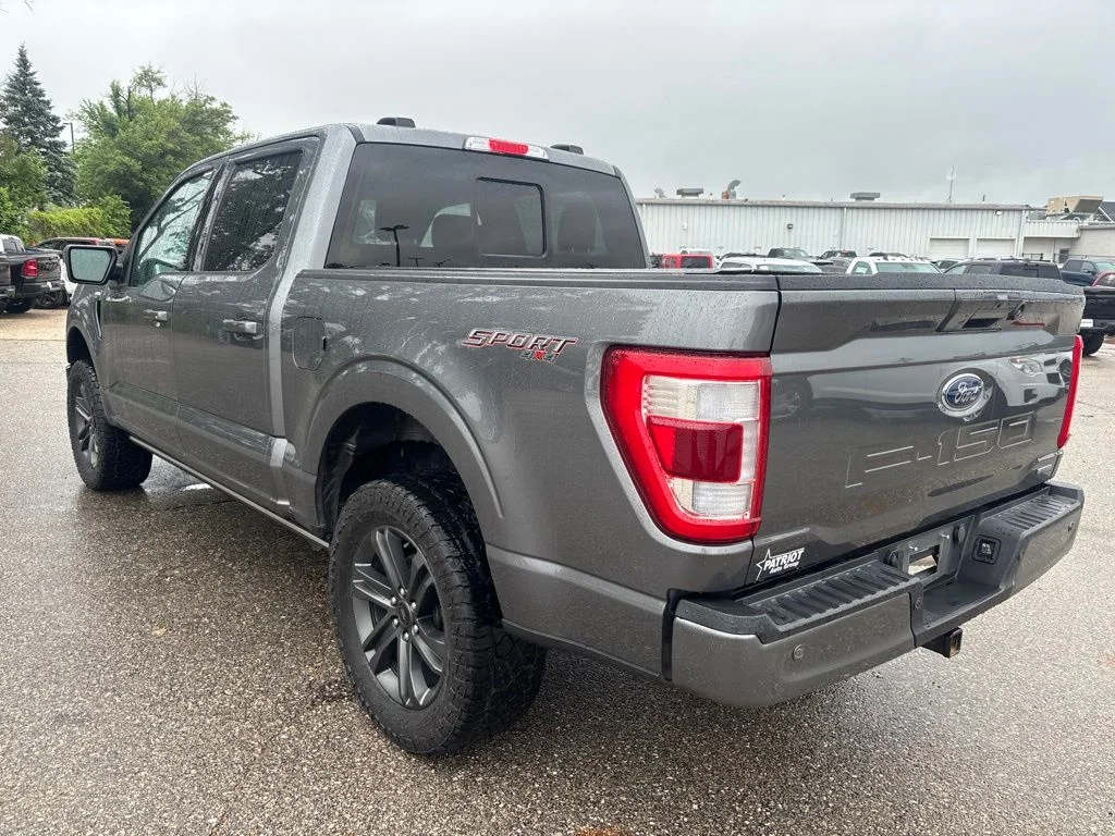 Used 2023 Gray Ford Lariat image 4