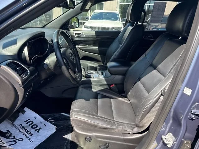 Used 2019 Pacific Blue Clearcoat Jeep Limited image 14