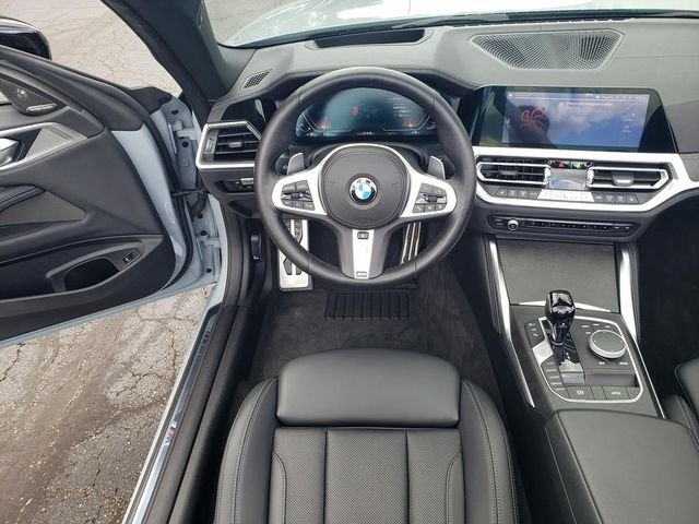 Used 2023 Gray Metallic BMW M440i xDrive image 13