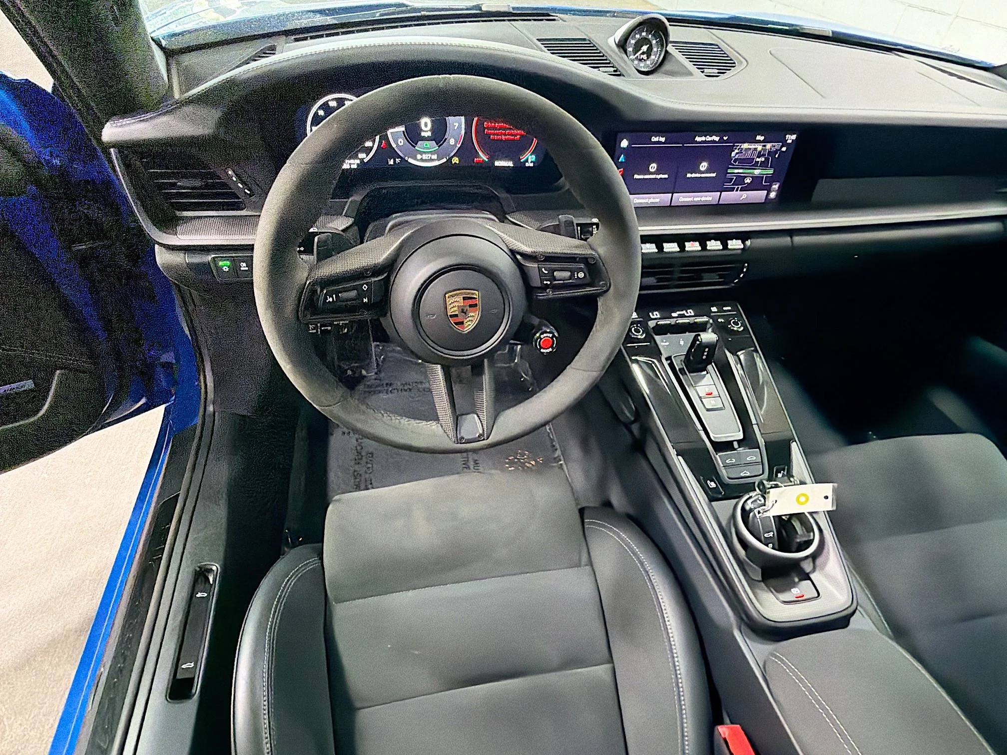 2025 Porsche 911 GTS - Photo 15