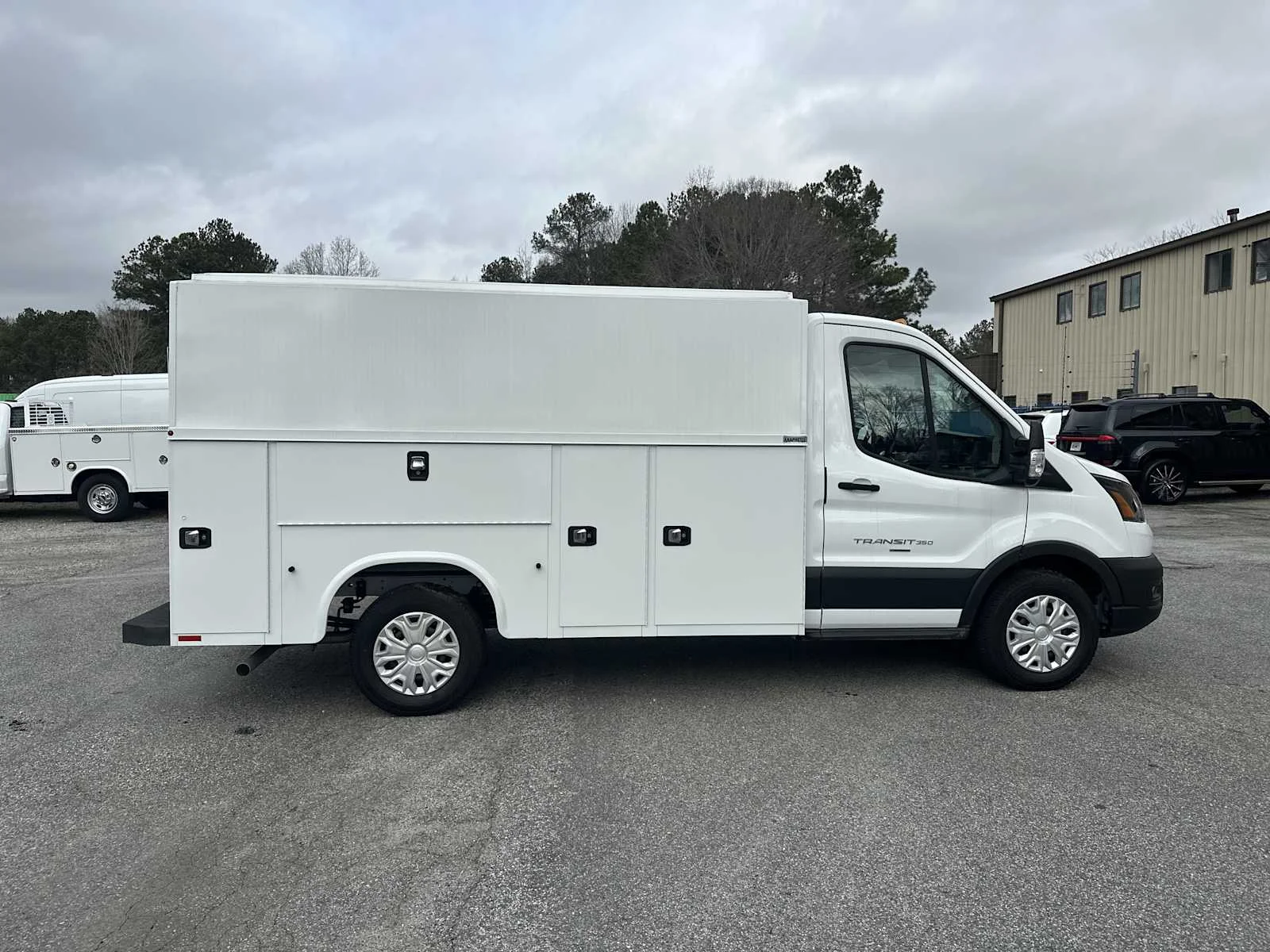 2024 Ford Transit Cutaway Base - Photo 9