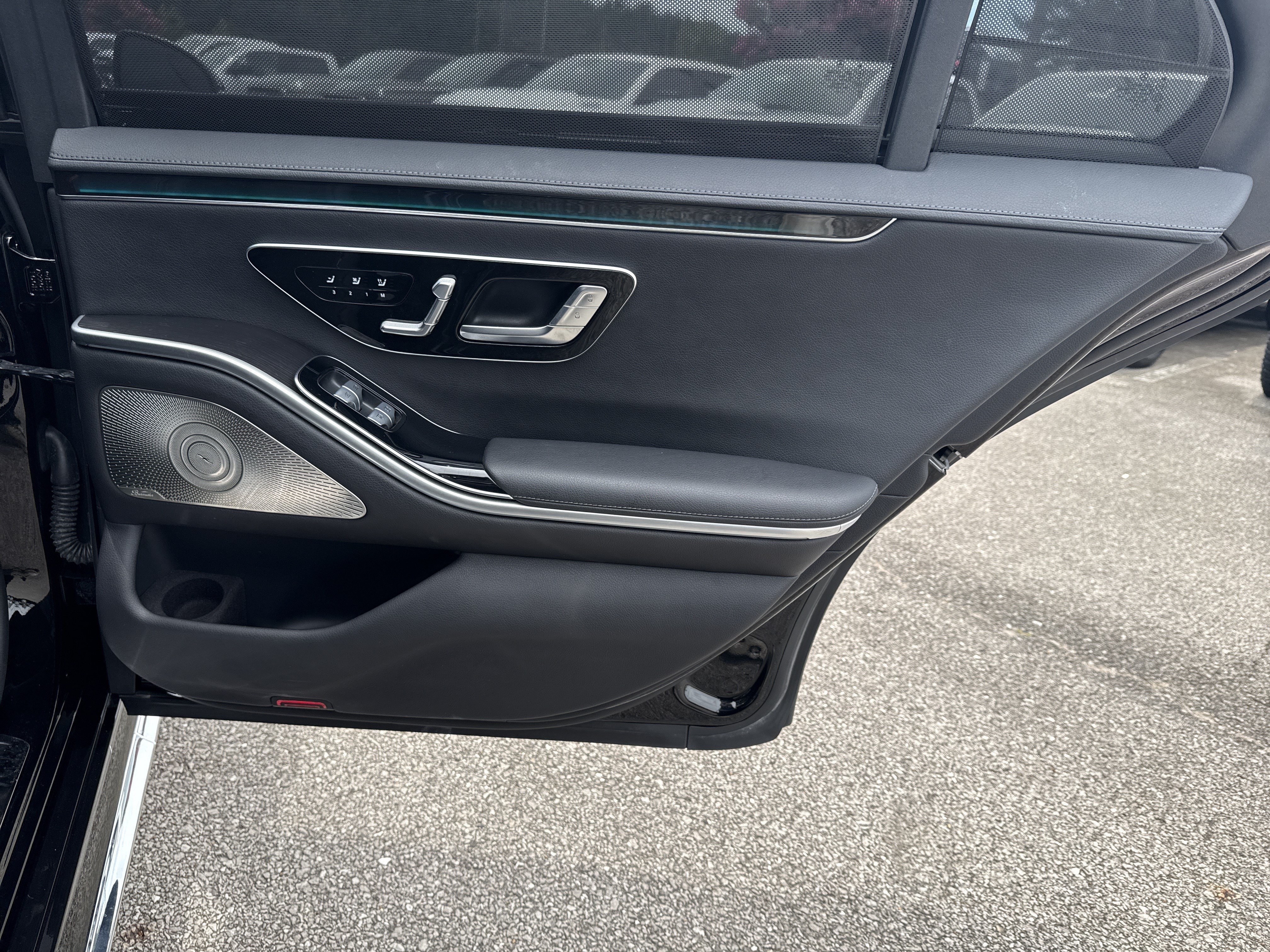 Used 2023 Black Mercedes-Benz S 500 image 16