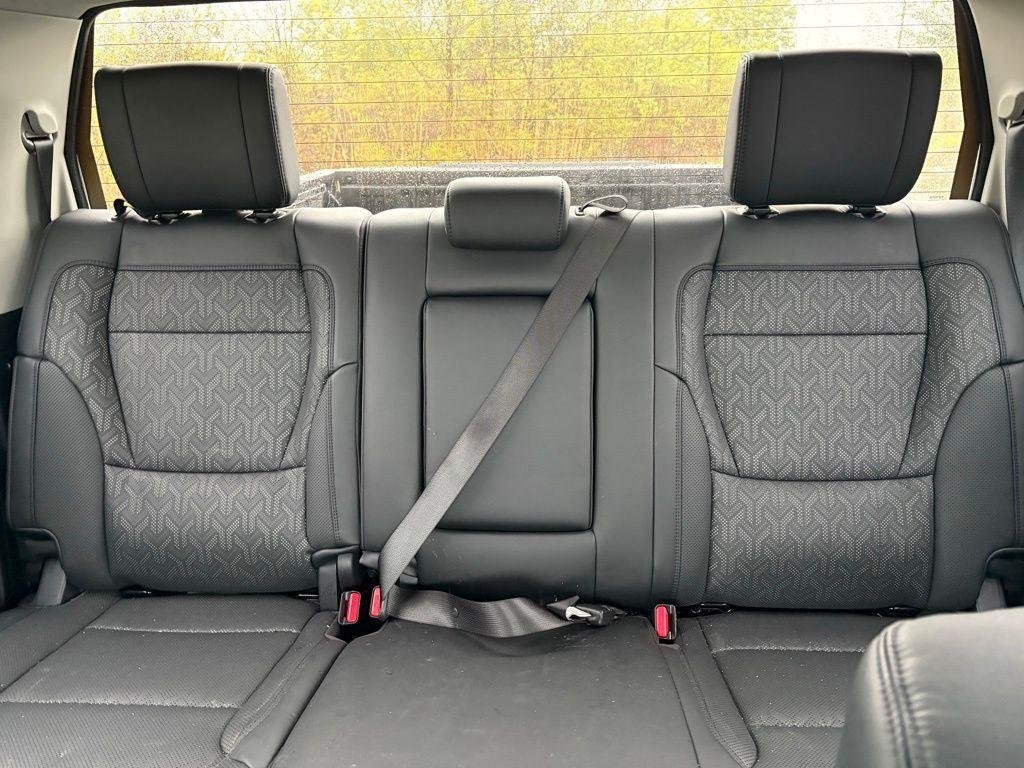 Used 2023 Ice Toyota SR5 image 4