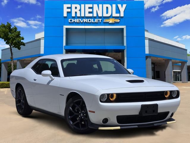 2022 Dodge Challenger R/T's photo