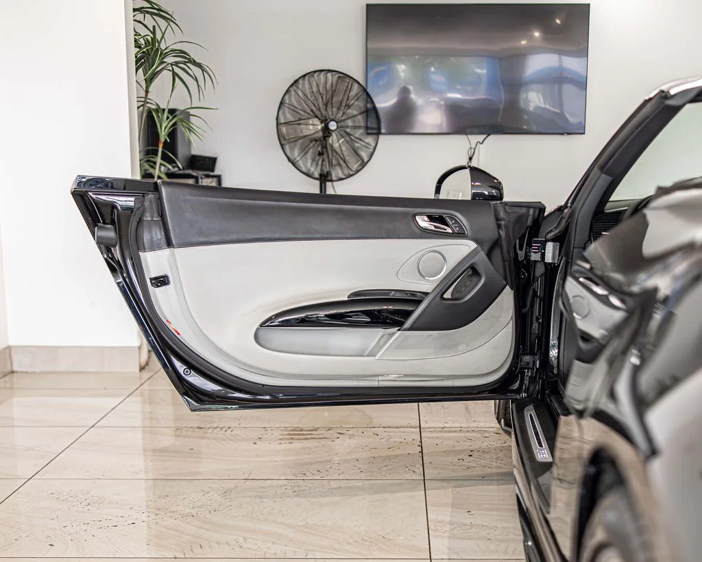 Used 2012 Blue Audi 5.2 image 32