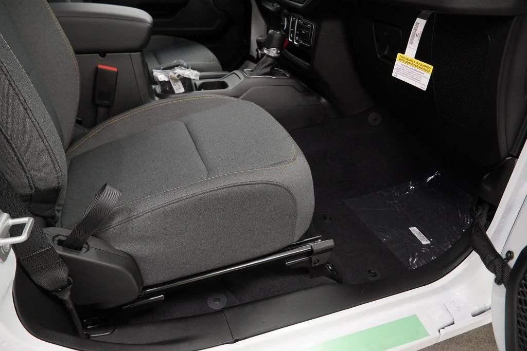2026 Jeep Wrangler 2-Door Sport - Photo 34