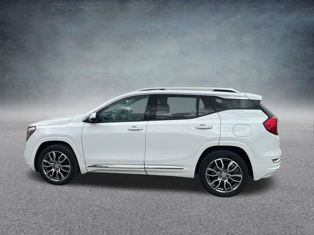 Used 2023 Summit White GMC Denali image 37