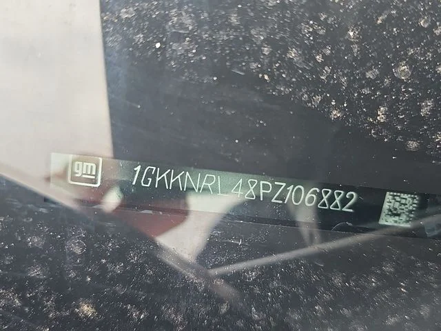 Used 2023 White GMC SLE image 37