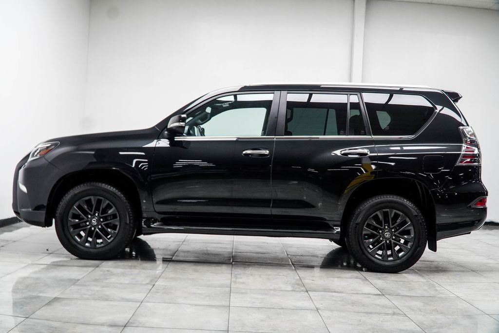 Used 2023 Black Lexus 460 image 12