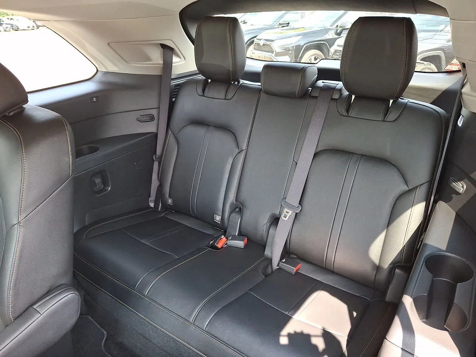 Used 2025 Rhodium White Premium Mazda Preferred Package image 12