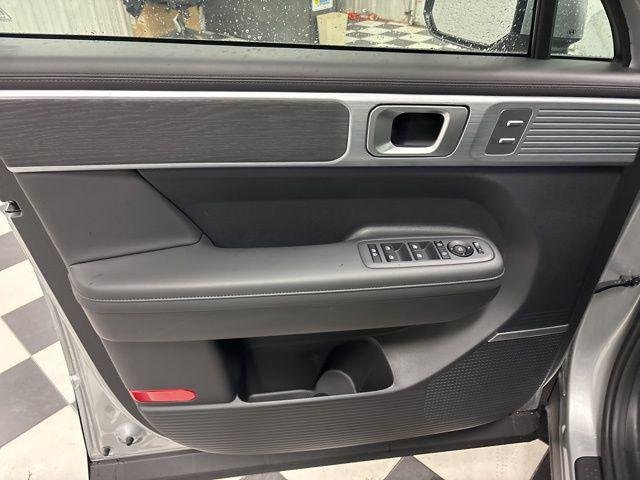 New 2026 Silver Hyundai Limited image 7