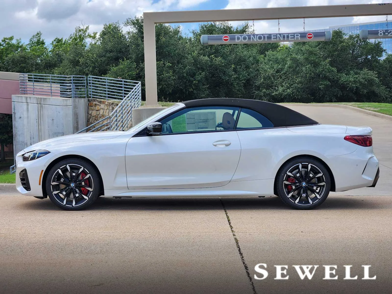 New 2027 Mineral White Metallic BMW 430i image 2