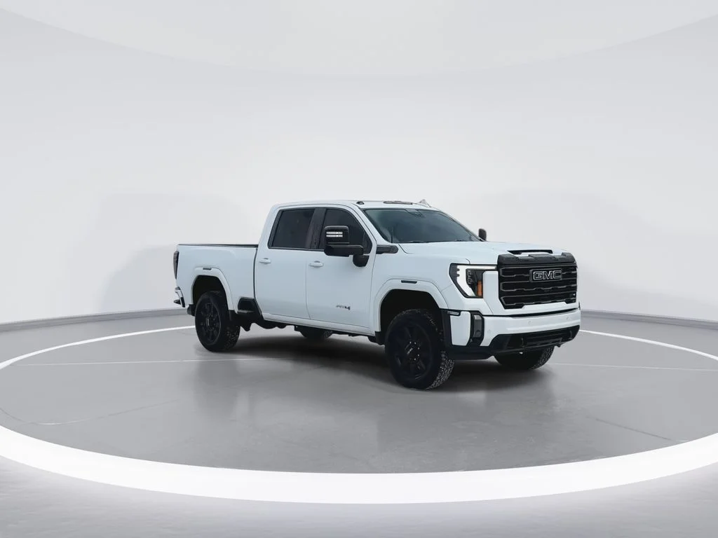 Used 2024 White GMC AT4 image 2