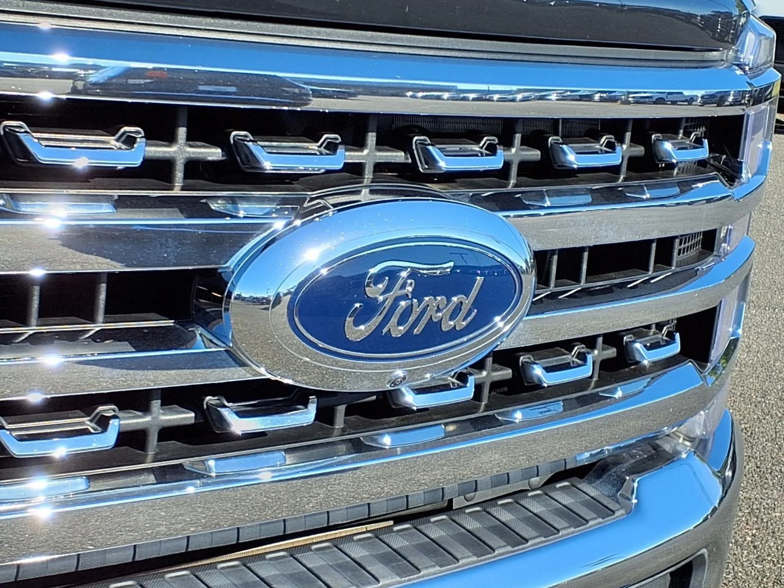Used 2024 Antimatter Blue Metallic Ford LARIAT image 15