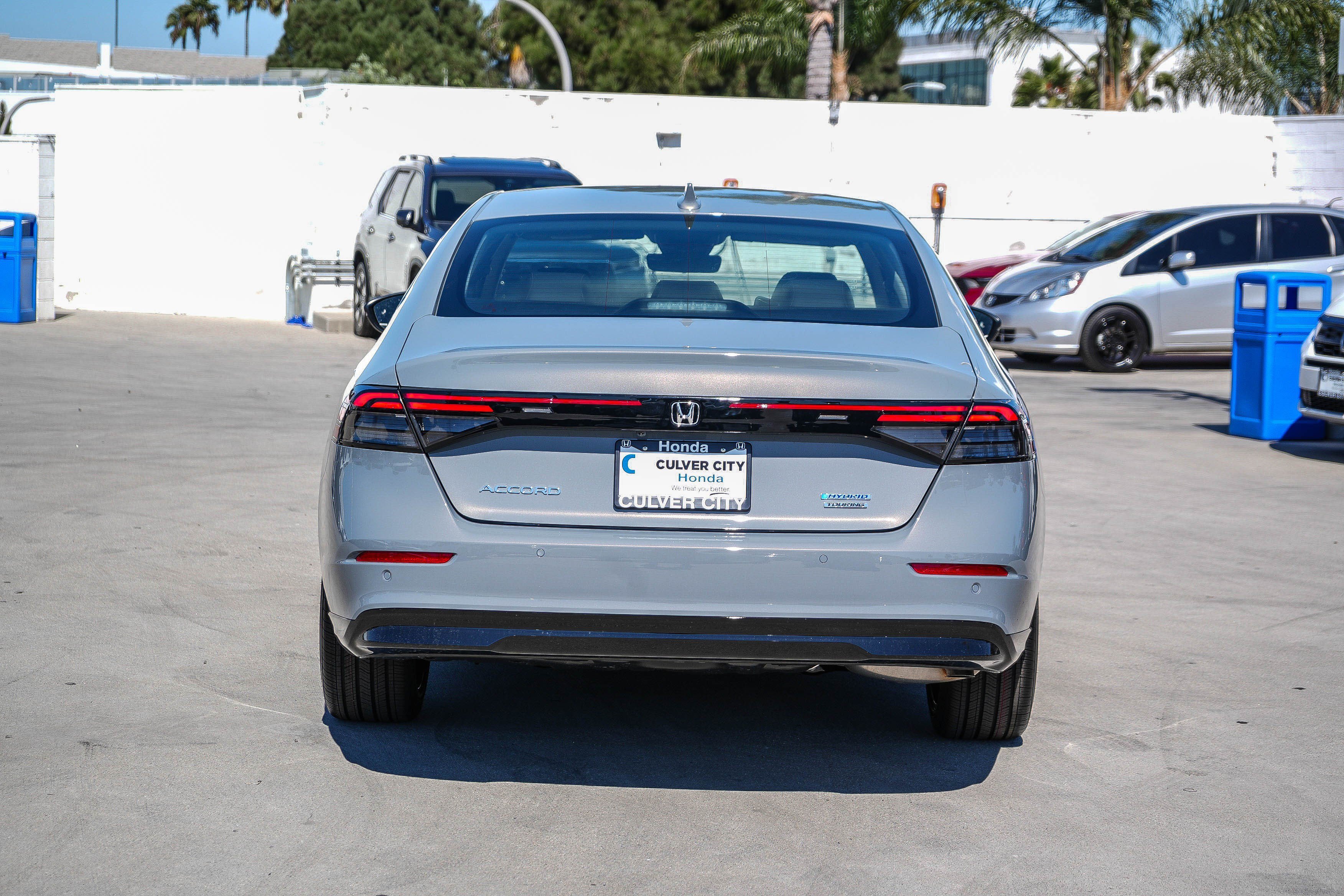 New 2026 Urban Gray Pearl Honda Touring image 7
