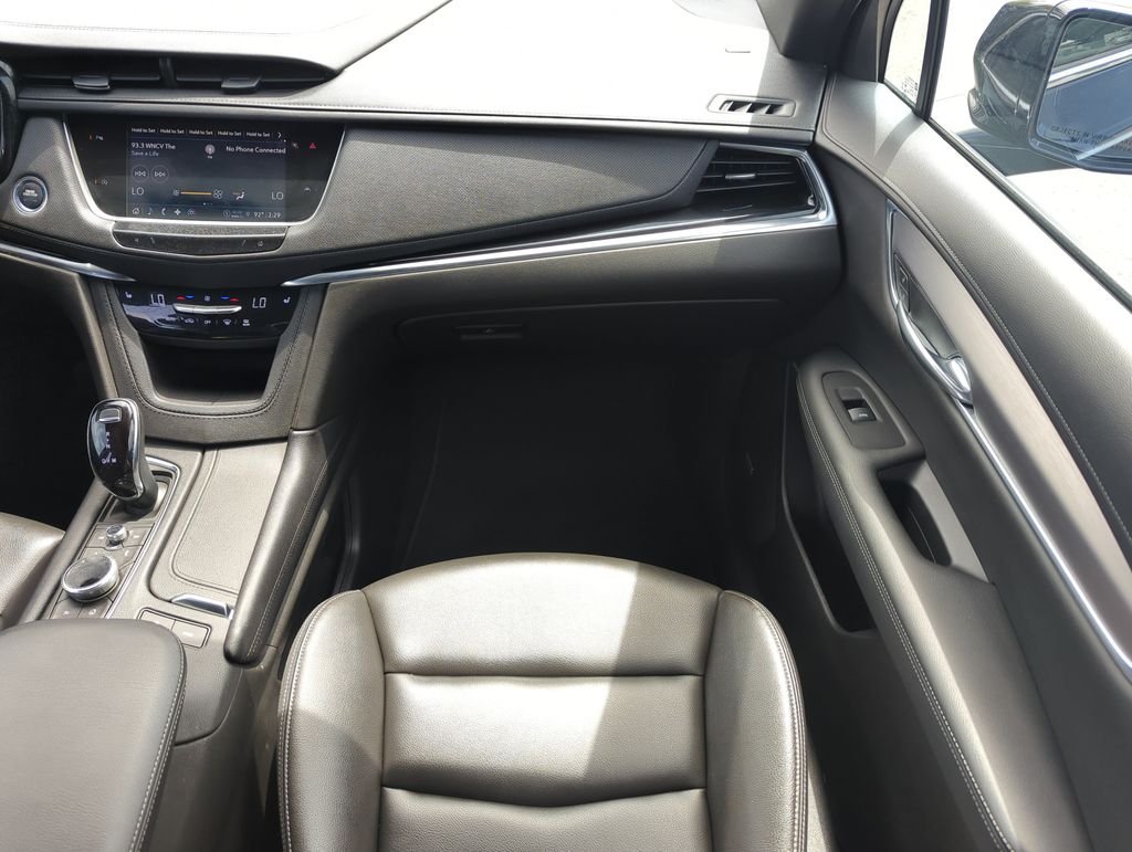 Used 2023 Black Cadillac Luxury image 15