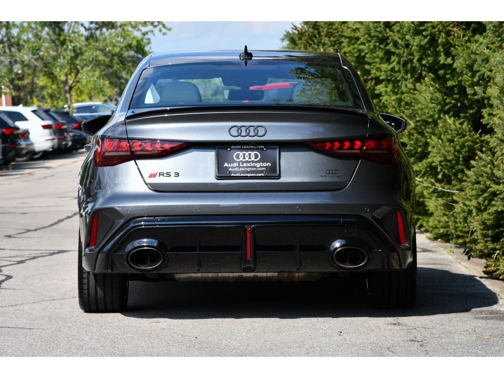 Used 2026 Daytona Gray Pearl Effect Audi Base image 5