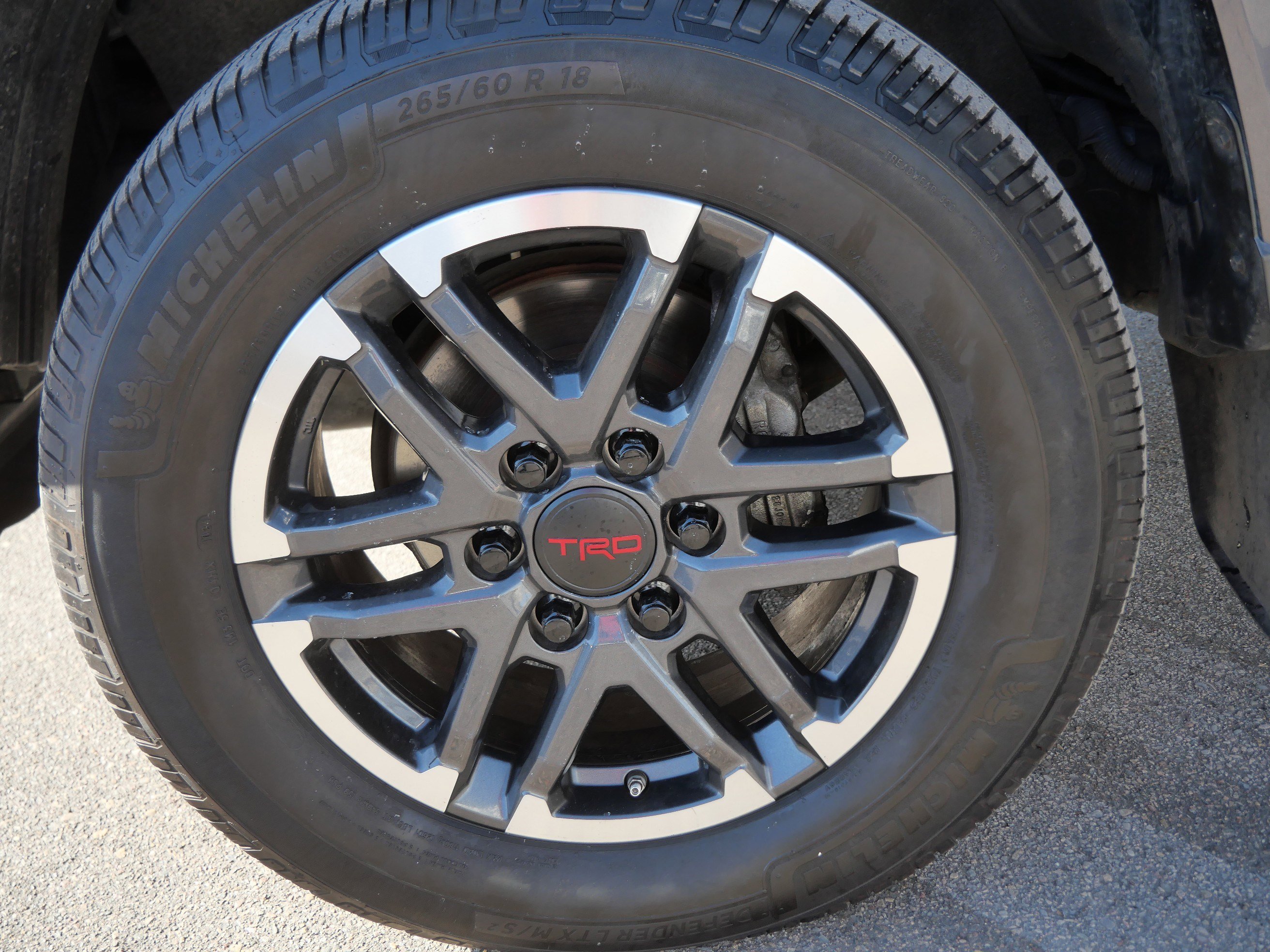 2021 Toyota Tacoma Limited - Photo 15