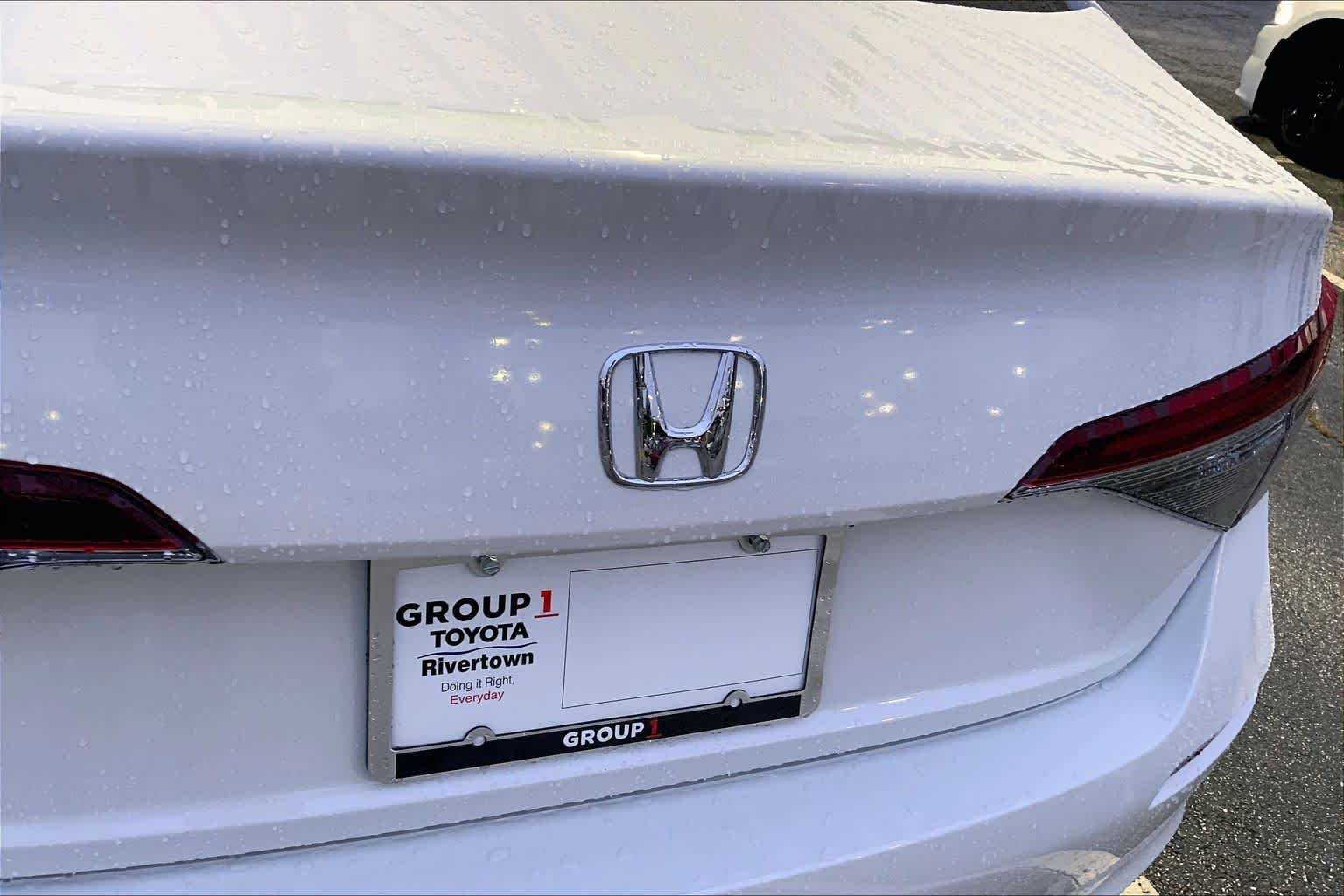 Used 2026 Platinum White Pearl Honda LX image 10