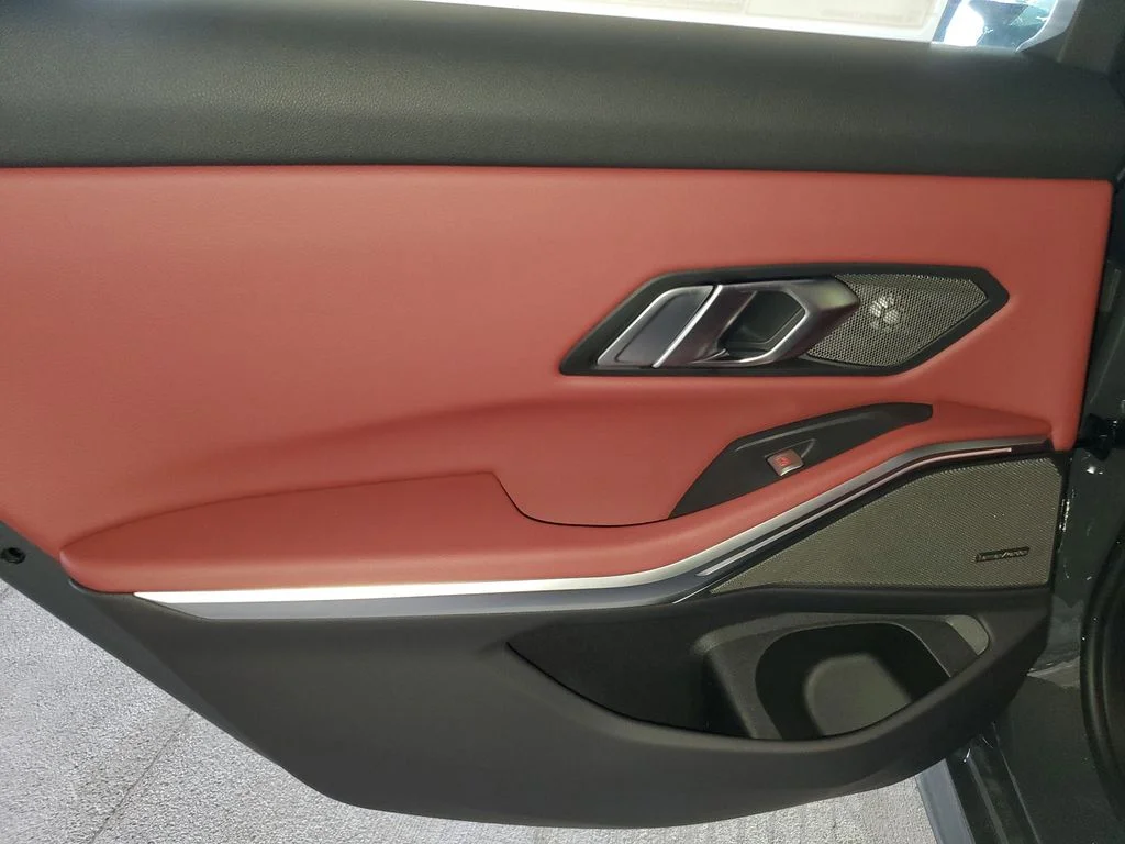 New 2026 Dravit Grey Metallic BMW M340i image 9