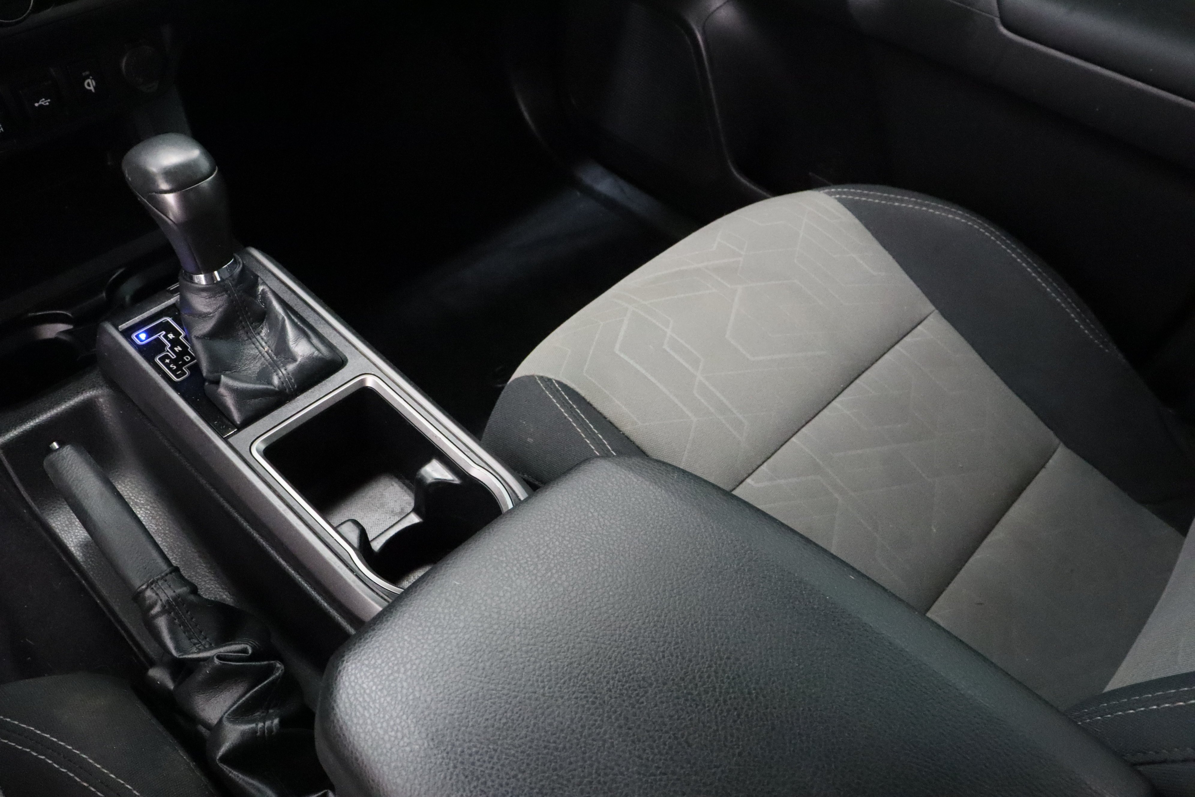 Used 2022 Lunar Rock Toyota TRD Sport 3.5L image 17