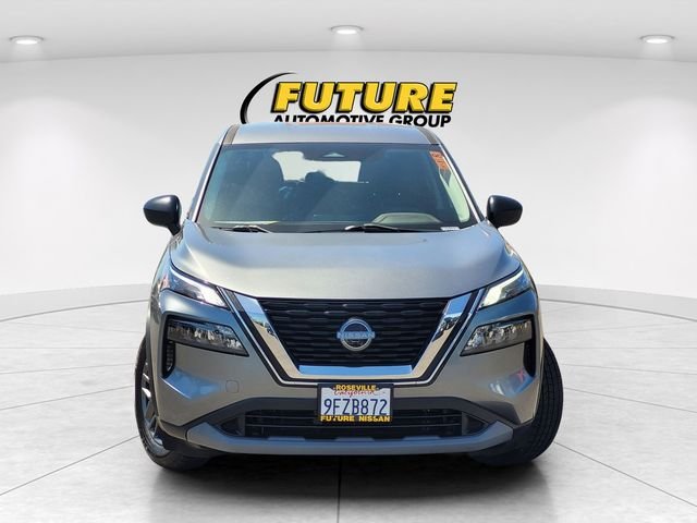 Used 2023 Gray Nissan S image 2