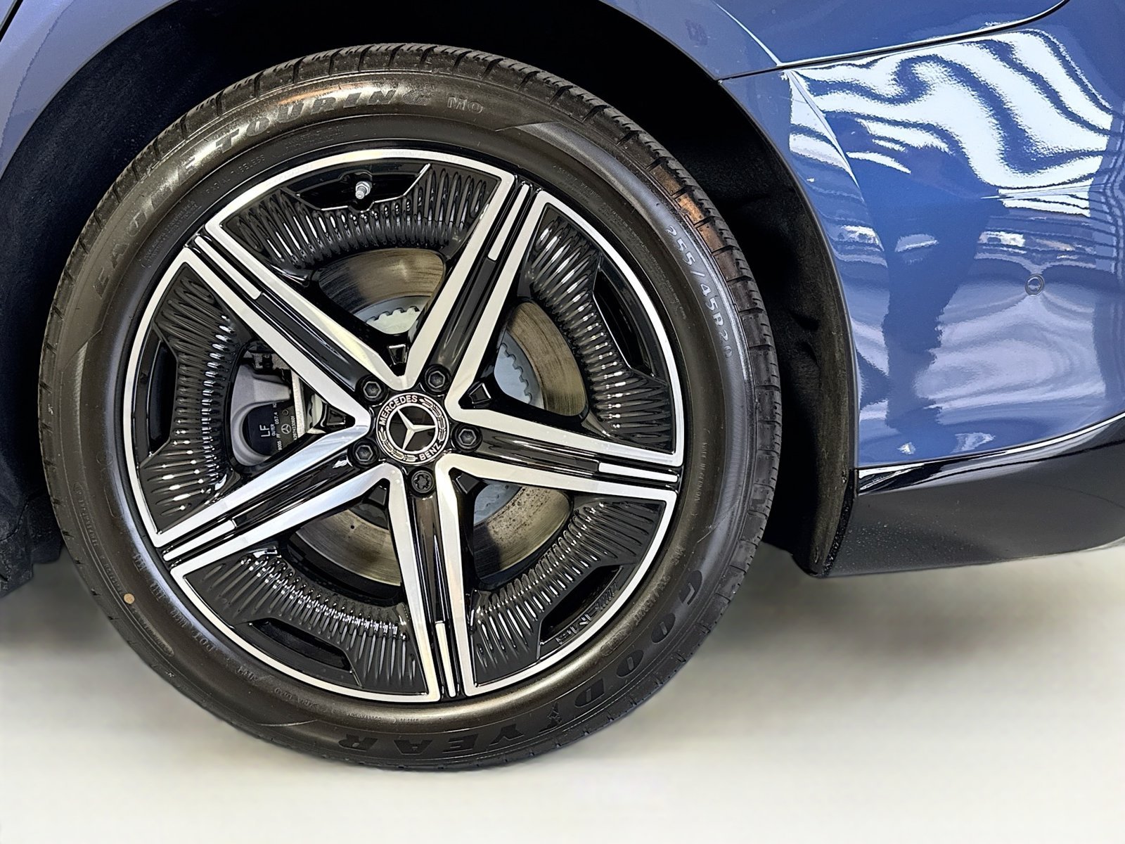 New 2026 Twilight Blue Metallic Mercedes-Benz EQS 450 image 28