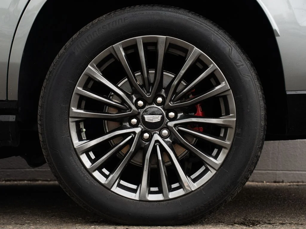 Used 2023 Silver Cadillac V-Series image 13