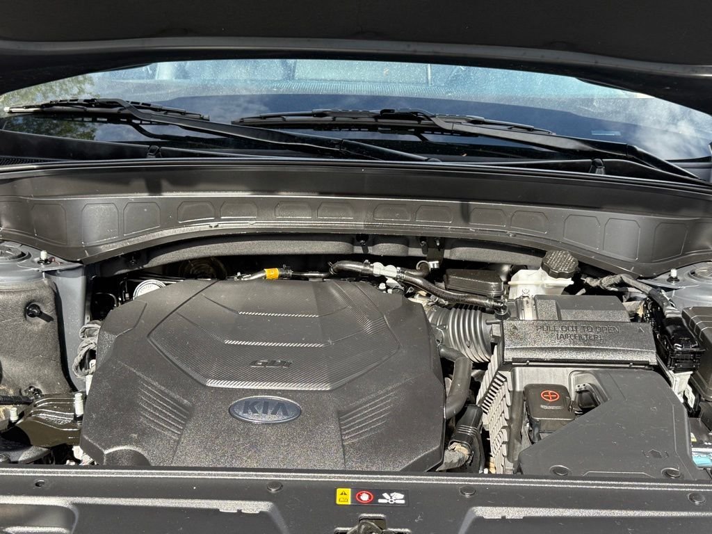 Used 2020 Grey Kia LX image 10